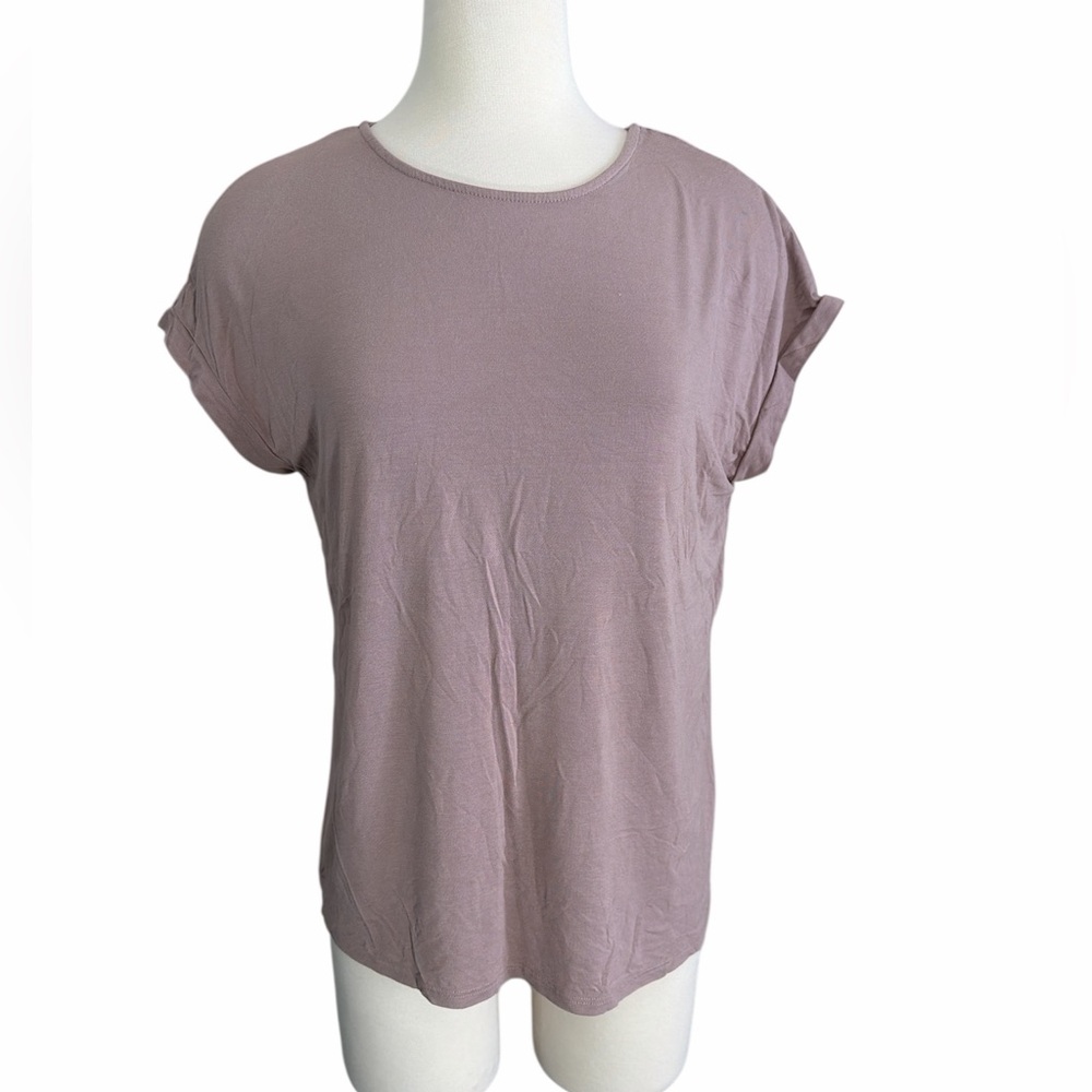 Green Envelope Women’s Mauve Short Sleeve Tee Size Small